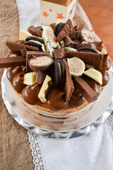 Torta con chocolates