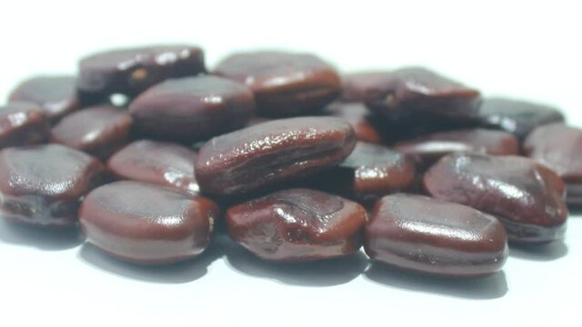 tamarind seeds with selected focus