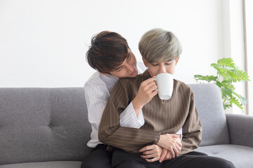 Fototapeta na wymiar LGBT concept young Asian gay couples happy smiling.