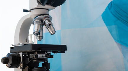 Optical microscope in a mobile laboratory
