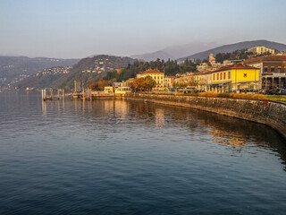 Obraz premium foliage with red colour near the Lake Maggiore