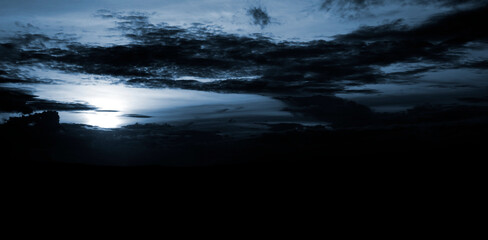 Obraz premium Black and white abstract image with cool sky light