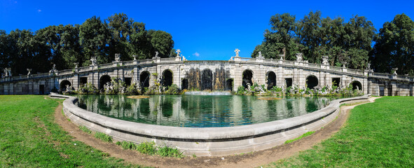 Naklejka premium Wide panoramic view of the Fountain of Eola. The marble fountain is an exedra surrounded by grottoes in which different winds live. 