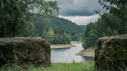 Entlang der K&ouml;deltalsperre in Bayern