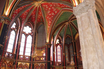 Fototapeta na wymiar intérieur de la cathédrale de Bayonne, style gothique, ville de Bayonne, département des Pyrénées Atlantiques, France