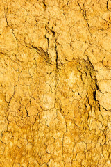 Clay dried with cracks, texture that can be used as material