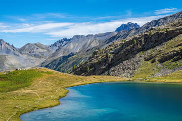 Il lago del Lauzanier, nella valle francese dell’Ubayette
