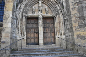 Fototapeta na wymiar saint-jaques de Compostelle, saint-chély sur Allier