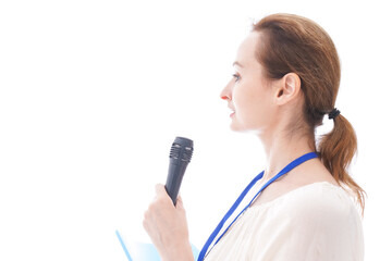 司会をする若いビジネスウーマン