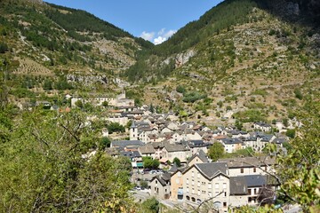 Fototapeta na wymiar Village de Sainte-Enimie (Lozère)