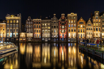 Fototapeta na wymiar Amsterdam Rokin by night
