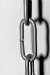 Licht und Schatten, die kette als kunst...