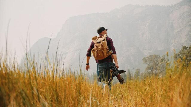 Professional Filmmaker, Camera operator, content creator making movies in Yosemite National Park in California 
