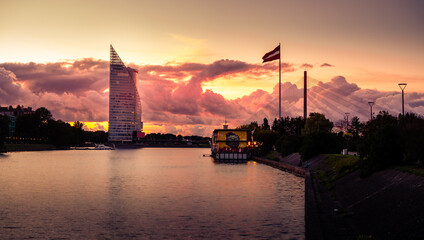 Fototapeta na wymiar Zunds canal in Riga by sunset