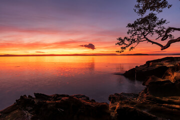 Fototapeta premium Sunset over Lake Macquarie, Australia