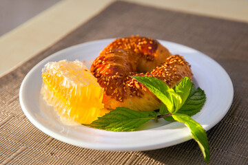 honey bun on a plate on the sun terrace
