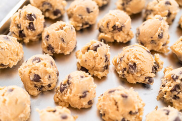 Baking cookies