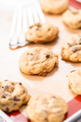 Baking cookies