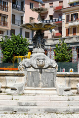 Obraz premium Le vie dell'Abruzzo a Castel di Sangro