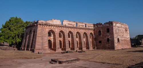 Hindola mahal palace in madu, madhya pradesh, india