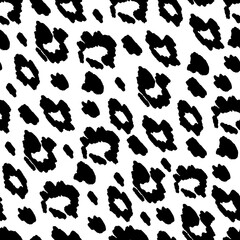 Seamless vector pattern with hand drawn cheetah. Trendy naive style