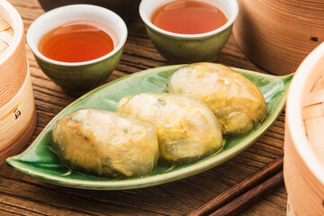 Steamed Chinese Crystal Meat Dumplings