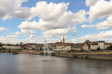 Fototapeta na wymiar Panorama sur la belle ville de Bergerac
