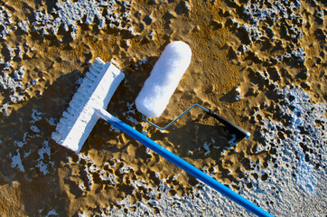 Roller and brush for waterproofing