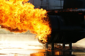 aircraft crash, passenger jet engine fire 
