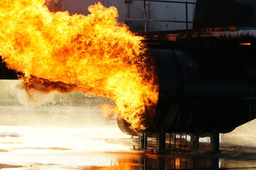 aircraft crash, passenger jet engine fire 