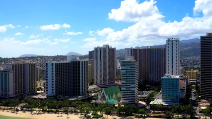 Fototapeta na wymiar An aerian photo of the buildings of Hawaii on the shore