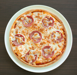 Pizza with pepperoni
