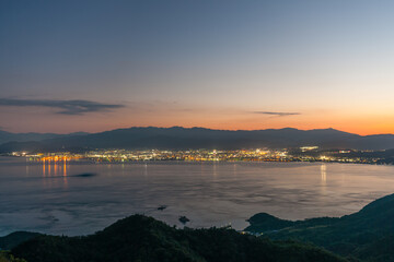 Fototapeta premium Sunset over the strait