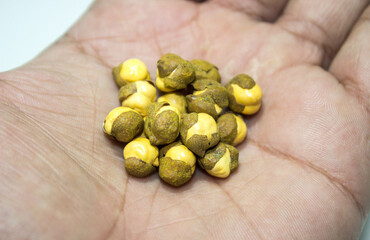 A picture of salty chickpeas