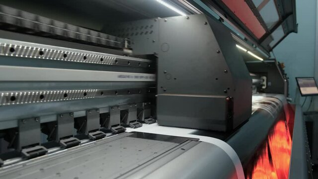 Large size digital printing machine with heater. Digital printing machine with hot dryer fan. 