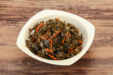 Seaweed cabbage with carrot and sesame