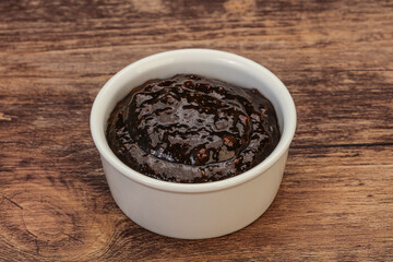 Black Pepper sauce in the bowl