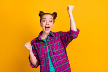 Portrait of her she nice attractive lovely glad cheerful cheery girl wearing checked shirt...
