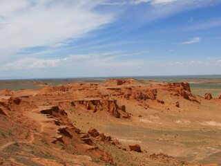 Fototapeta na wymiar Bayanzag, or Flaming Cliff in Mongolia
