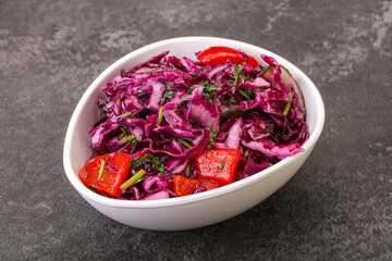 Pickled red cabbage with herbs