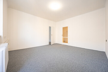Empty room in an appartment. Indoor photography.