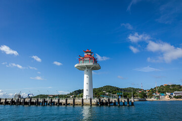 Naklejka premium Chinese style lighthouse and blue sky sky at Koh Sichang,Chonburi province in the Thailand.