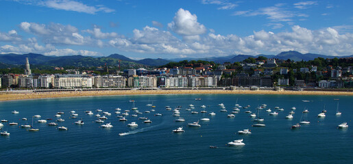 Ocean wave near the bay