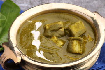 Palak Paneer Curry made up of spinach and cottage cheese, Popular Indian healthy Lunch/Dinner food menu.