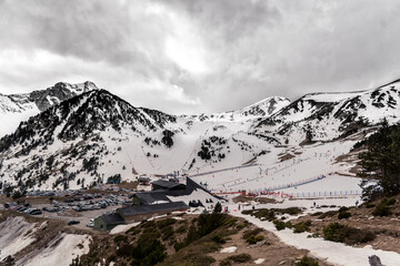 Snowy landscape of the Vellter 2000 ski resort in Girona.