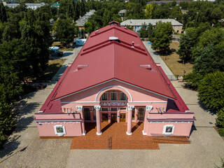 Aerial view of a theatre in a small town
