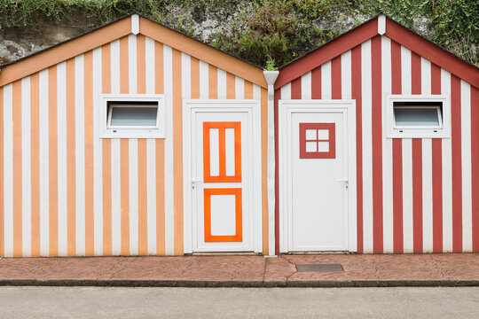 striped colored bathing boxes