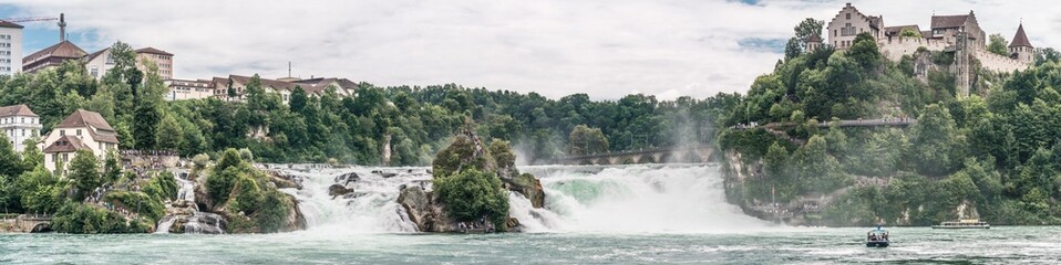 Fototapeta na wymiar Panorama of Rhine Falls