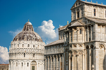 Pisa, Piazza dei Miracoli (Square of Miracles) with the Cathedral (Duomo di Santa Maria Assunta) and Baptistery (Battistero di San Giovanni), Tuscany, Italy, Europe 