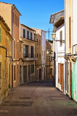 Fototapeta premium Narrow street of Puerto de Soller, Mallorca, Spain